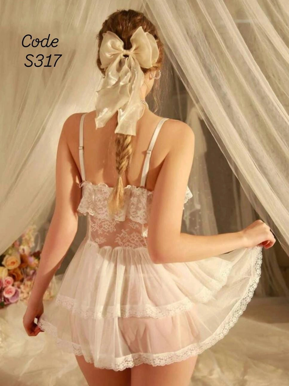 Tulle Lingerie
.